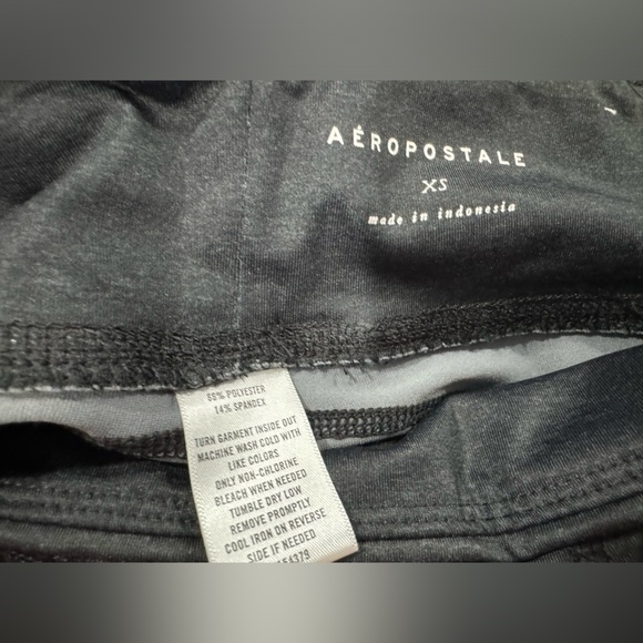 Aeropostale Charcoal Camo Leggings - Picture 3 of 3